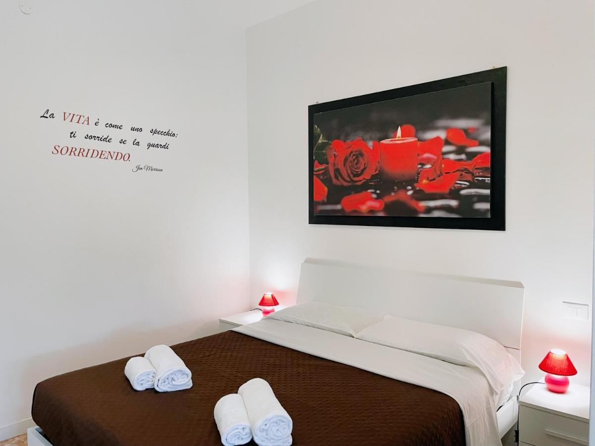 Confortini Rooms Sunday เวโรนา ภายนอก รูปภาพ