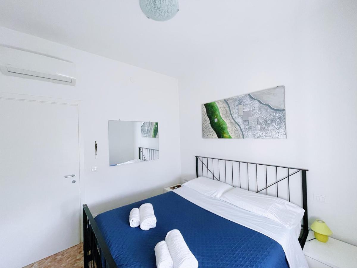 Confortini Rooms Sunday เวโรนา ภายนอก รูปภาพ