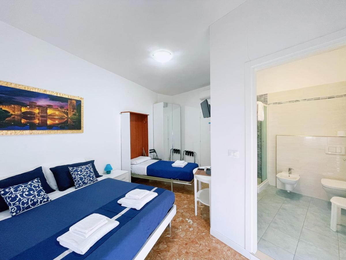 Confortini Rooms Sunday เวโรนา ภายนอก รูปภาพ