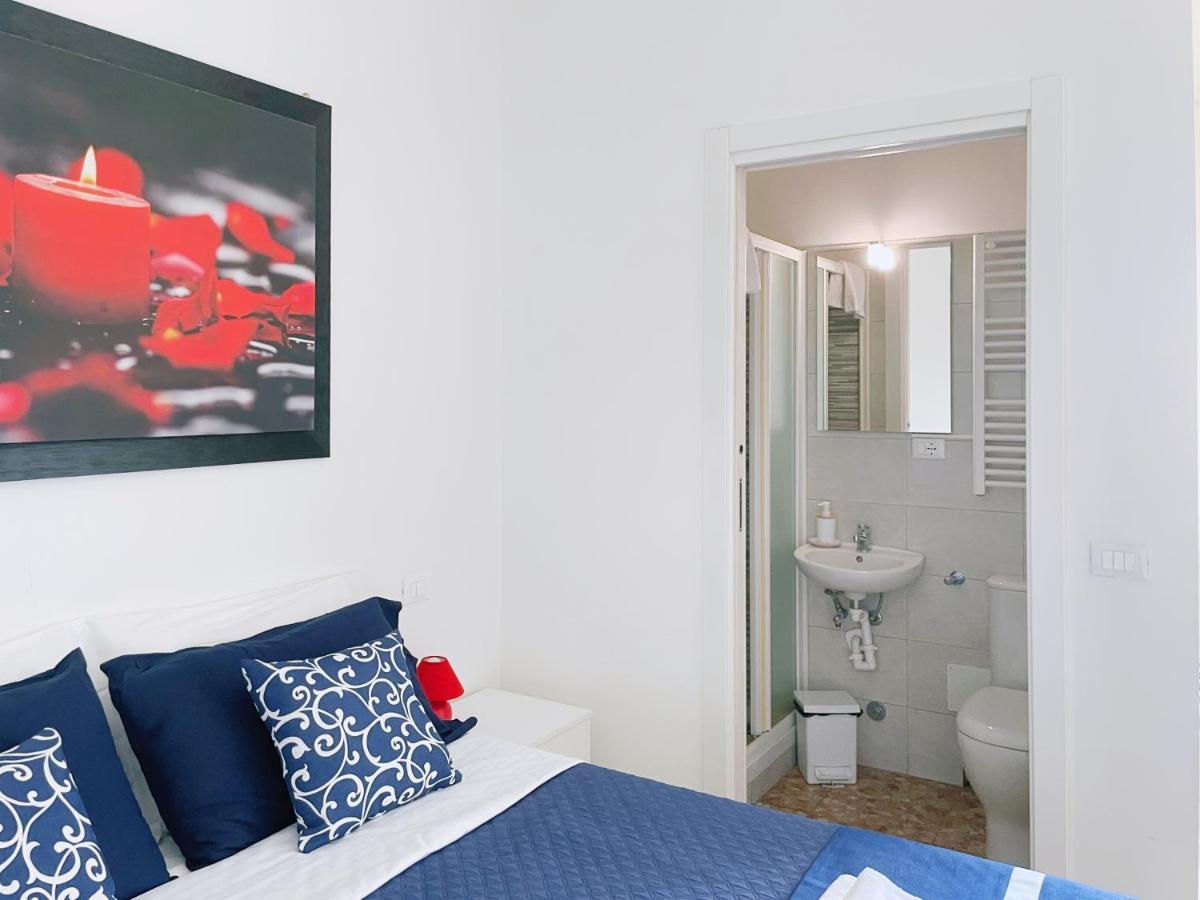 Confortini Rooms Sunday เวโรนา ภายนอก รูปภาพ