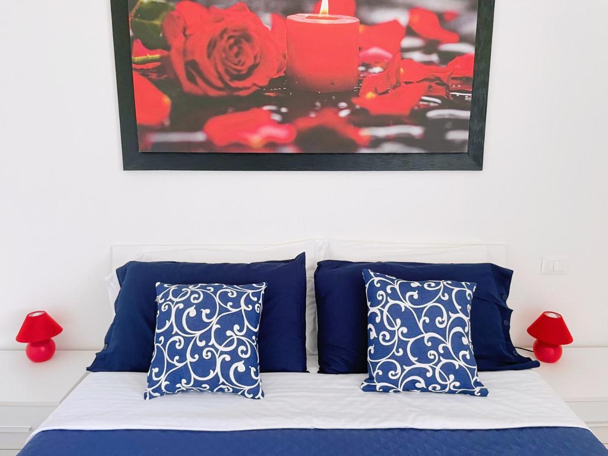 Confortini Rooms Sunday เวโรนา ภายนอก รูปภาพ
