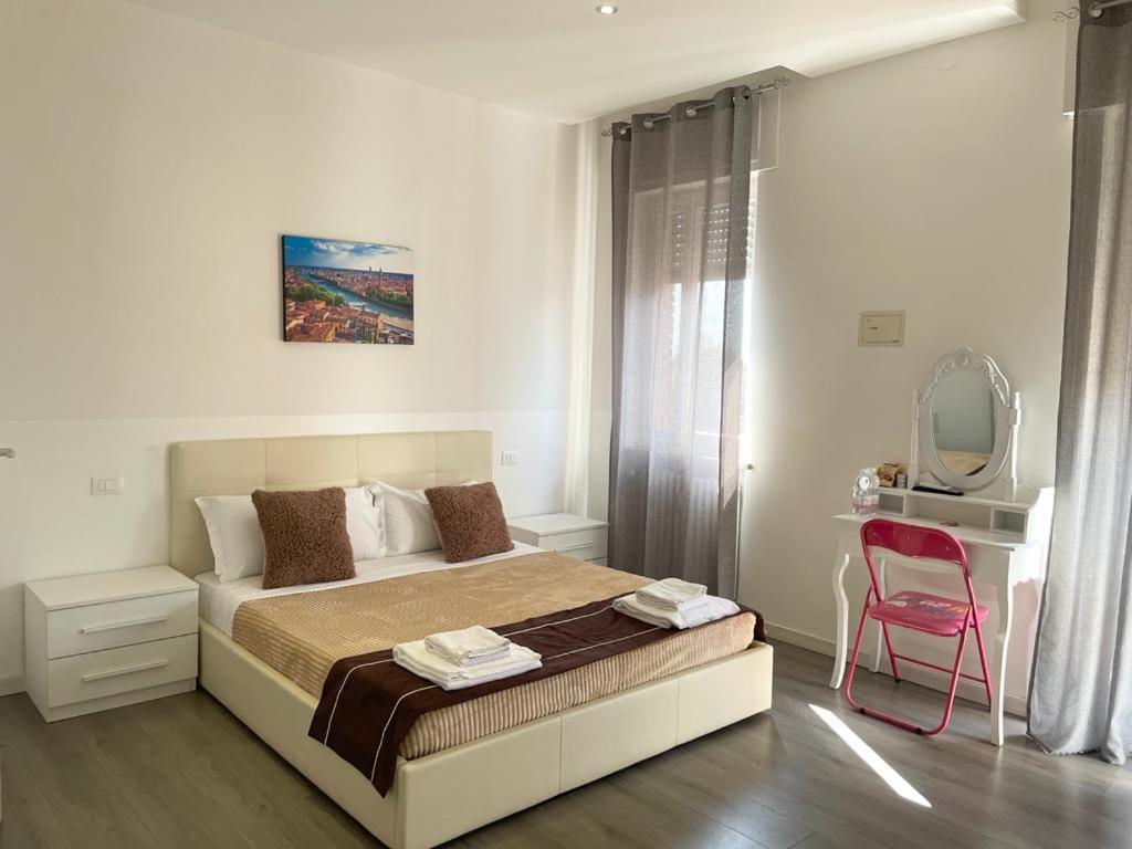 Confortini Rooms Sunday เวโรนา ภายนอก รูปภาพ