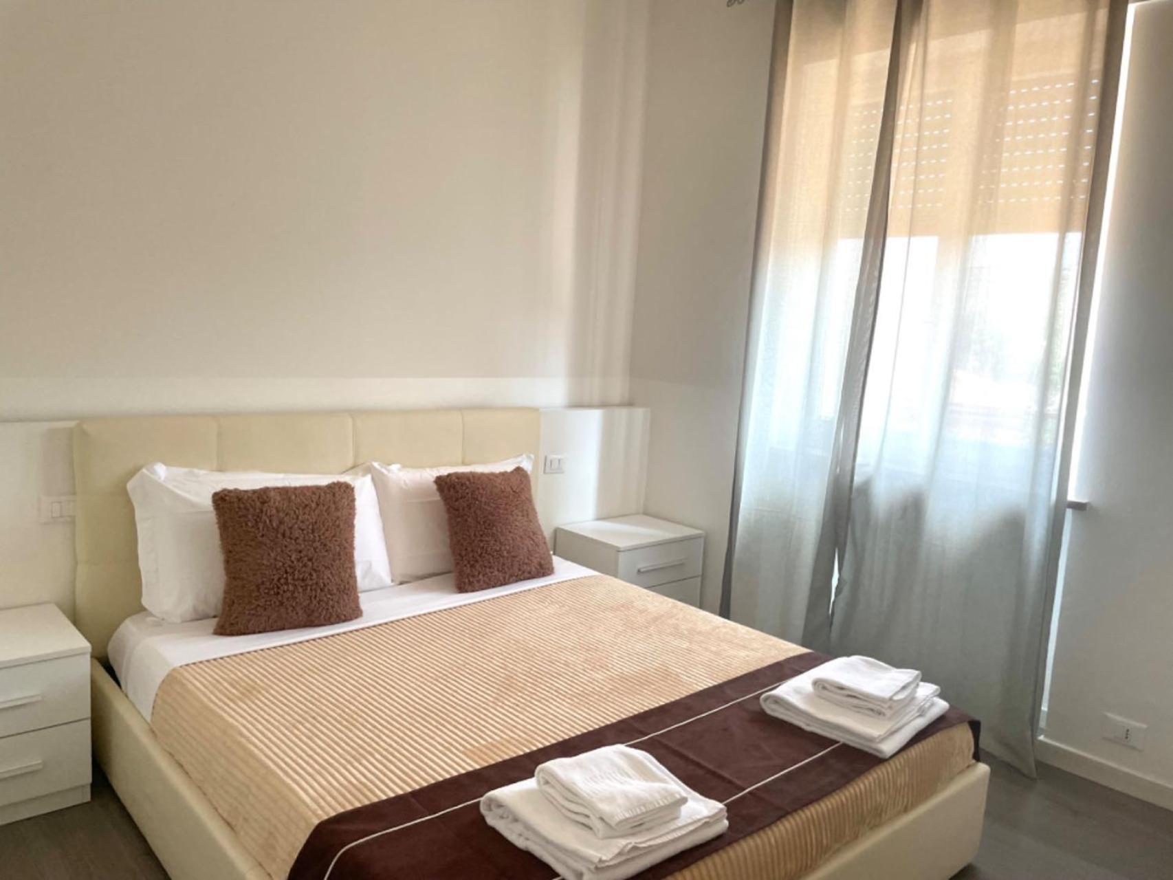 Confortini Rooms Sunday เวโรนา ภายนอก รูปภาพ